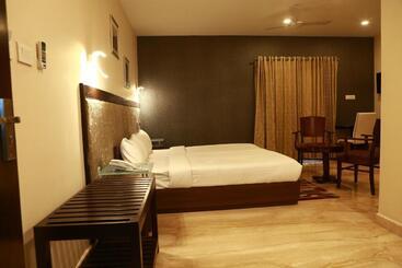 Hotel D Breeze Suites