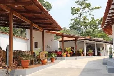 Otel Qasikay Selva Lodge