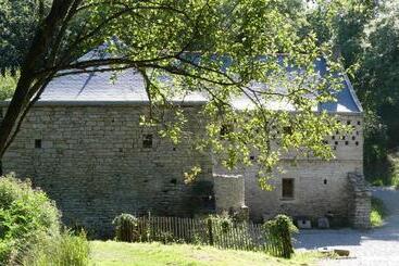 住宿加早餐  Domaine De Tréouzien