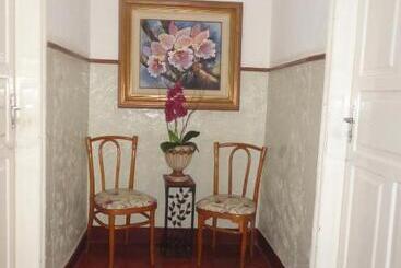 酒店 Aimores Palace