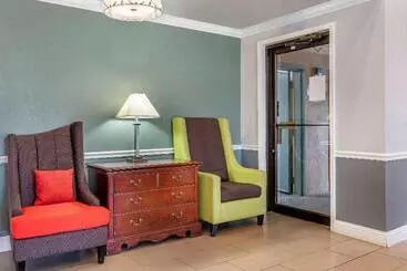 Hotel Econo Lodge