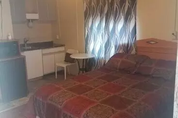 Riverside Motel