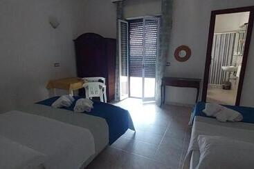 Hotelli Residenza Trimboli