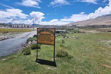 펜션 Zamthapa Guest House Merak By Lexstays