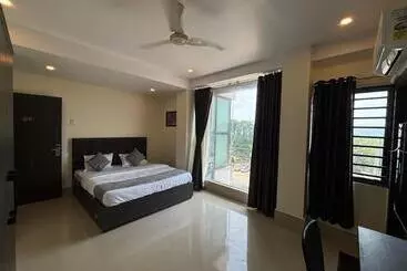 Hotel Asian Openbill