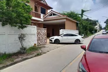 Hotel Poo Villa Rawai