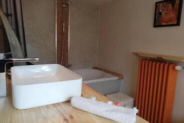 ペンション Gîte Coté Jardin