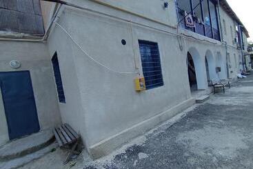 پانسیون Lucky House