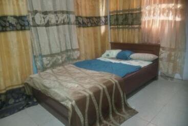 公寓式酒店  Upliving