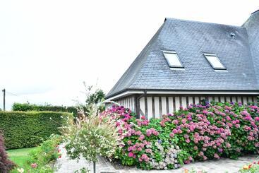 Bed and Breakfast Au Milieu Des Haras