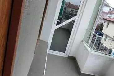 پانسیون къща за гости дом попови черноморец