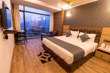 בית מלון כפרי The Regal Boutique