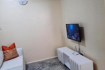 민박 Laine Luxe Stays