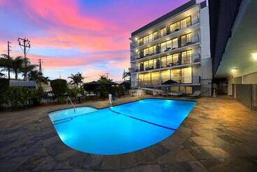 فندق Mc Pacific Inn & Suites Torrance
