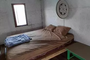 ペンション Ekas Beach Floating Room And Resto