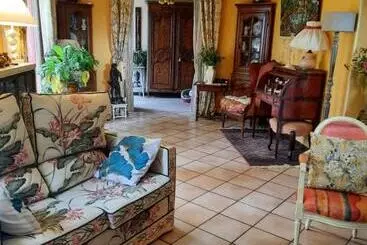 Aamiaismajoitus (B&B) Chambre D Hôte Les Bosquets