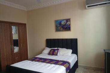 ベッドアンドブレックファースト Granock Events Guest House