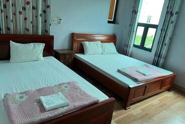 هتل Hoa Quỳnh 2