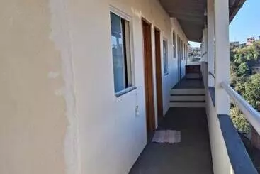 Hotelli Suíte Casa De Luz Lar Na Serra Quarto 01