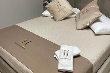 Bed and Breakfast Therma Luxury House