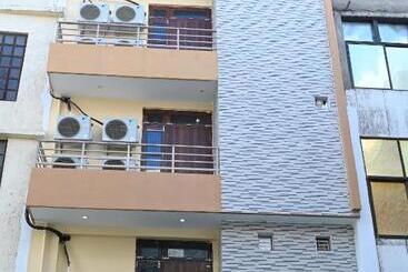 Fabhotel The Pleasure Stay