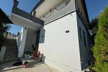 Pensjonat Aloju Rooms