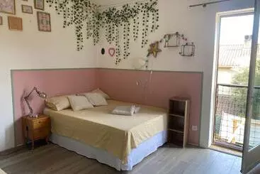 Pensão Maison Dans Un écrin De Verdure Avec Piscine
