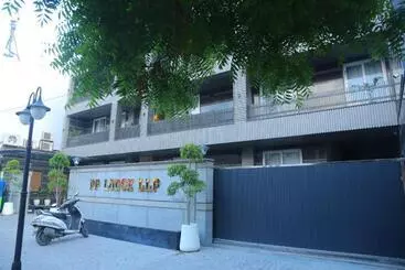 Hotelli Rosewood Grand