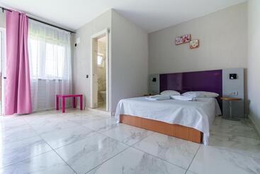 ペンション Deea Marii Costinesti