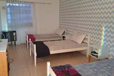 펜션 Quarto Triplo Com Banheiro Compartilhado