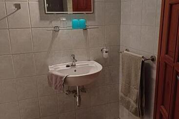 הוסטל Frikandó Fogadó