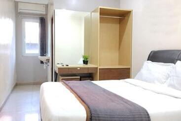 בית מלון כפרי Yutaka Inn Musium Angkut Batu