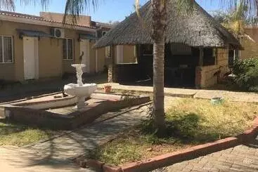 پانسیون Mongilo Guesthouse