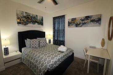 مبيت وإفطار Full House Near Daytona Beach