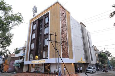 Hotel Tsr Vivitha Grand