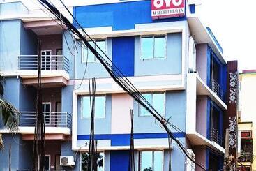 Hotel Secret Heaven The Luxury Stay Near Jaydev Vatika & Khandagiri Best Seller