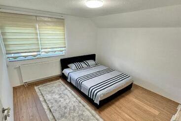 پانسیون Room Ejna 3