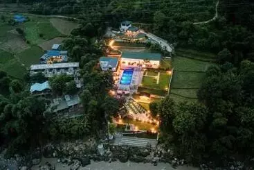 Resort Trishuli Villa