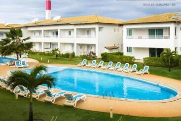 Tree Bies Beach Resort