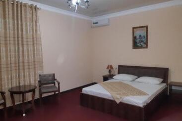 Albergue гостевой дом Barakat