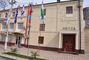 Albergue гостевой дом Barakat