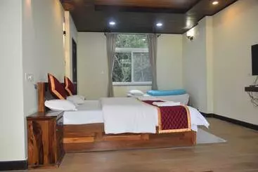Hotel Neervana Resort
