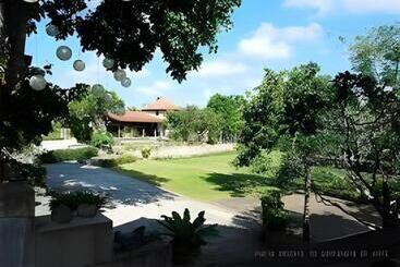 Hotel Hacienda Isabella