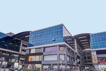 Hotel O Kasturie Palace