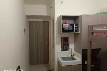 هتل آپارتمان Urban Deca Tower