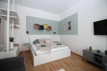 הוסטל 7 Nights Apartments Dominikánské N