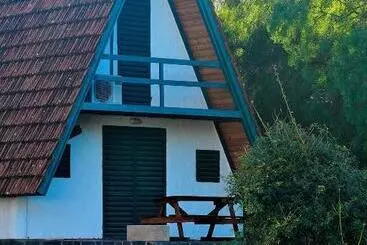 هتل آپارتمان Cabañas Verde Y Blanco
