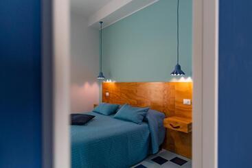 تختخواب و صبحانه Il Grande Blu