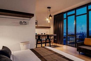 酒店 Cube 8 Teen By The Platform