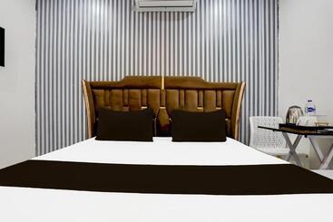 Otel Oyo Athiti Palace